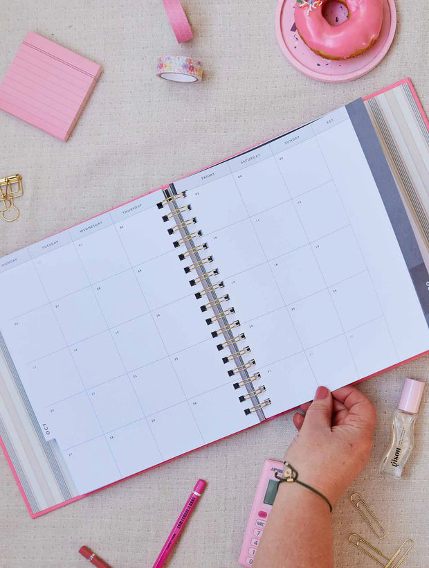 2025 Daily Hustle Planner - Pink