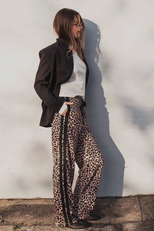 (PRE-ORDER) Adeline Pant - Neutral Leopard