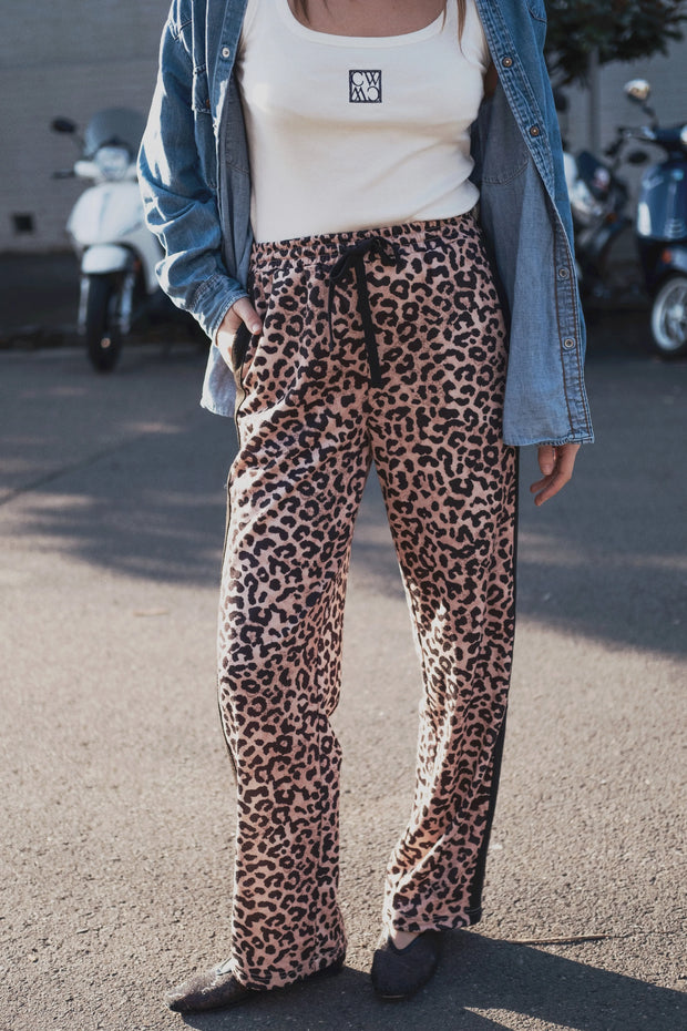 (PRE-ORDER) Adeline Pant - Neutral Leopard