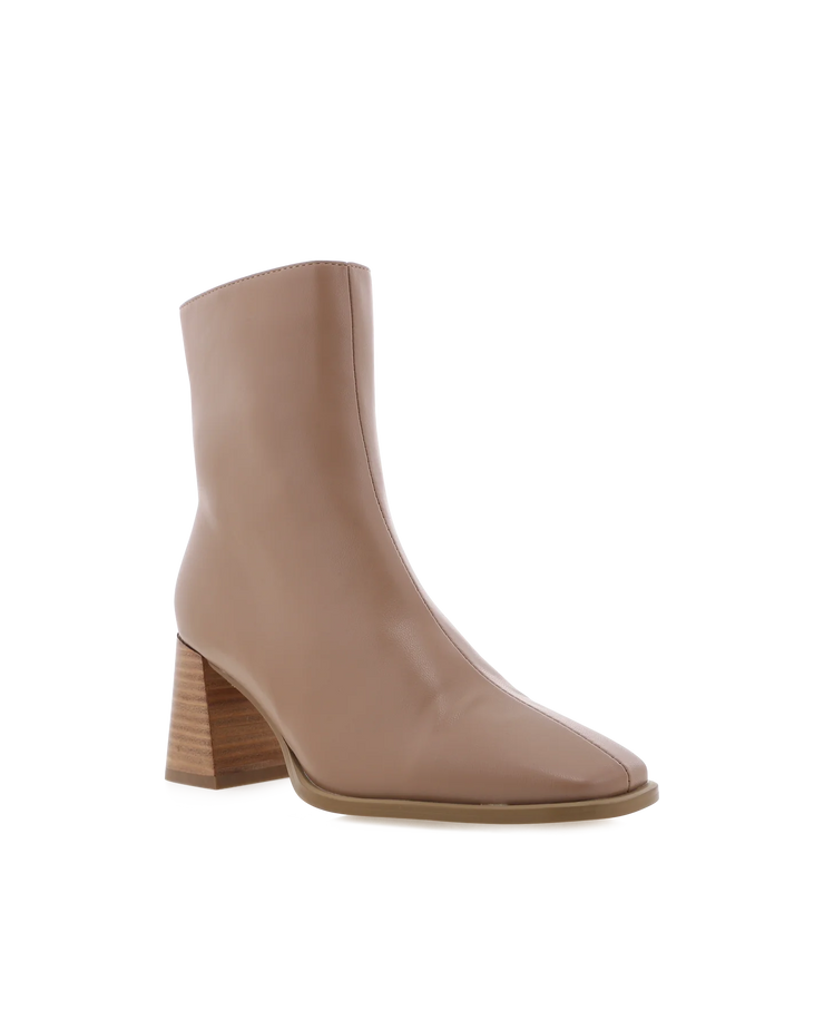 ALANIA Ankle Boot - Almond
