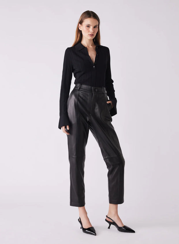 Esmaée - Avenue Button Sweater - Black