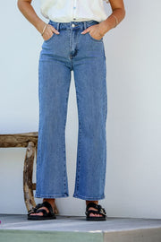 Becky Wide Leg Jeans - Light Wash