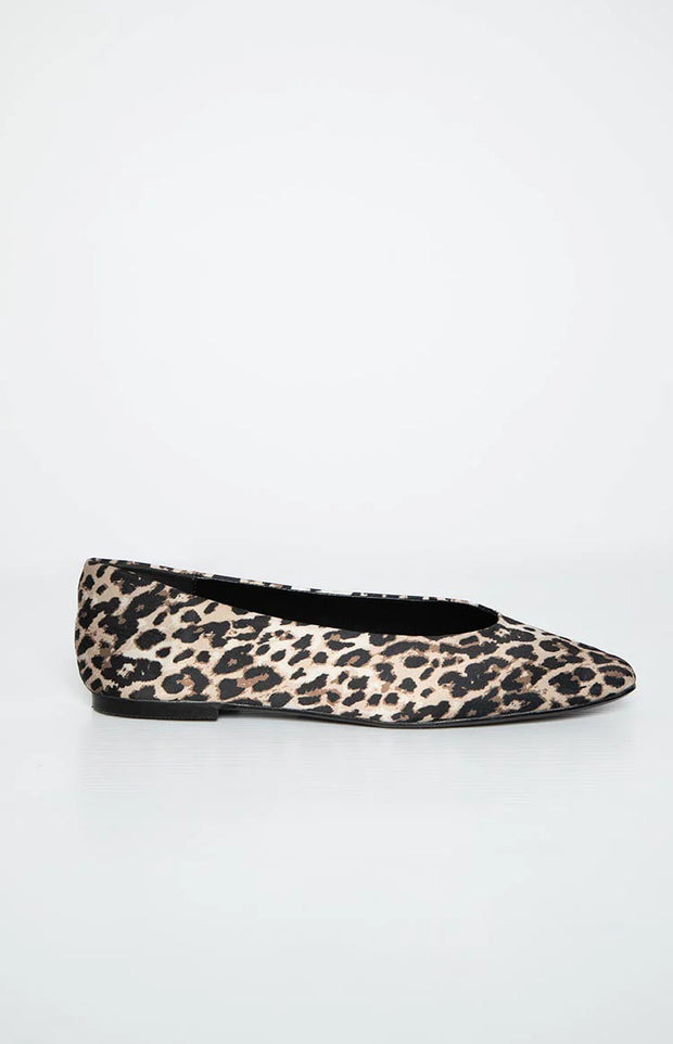SUZIE Ballet Flats - Leopard Satin