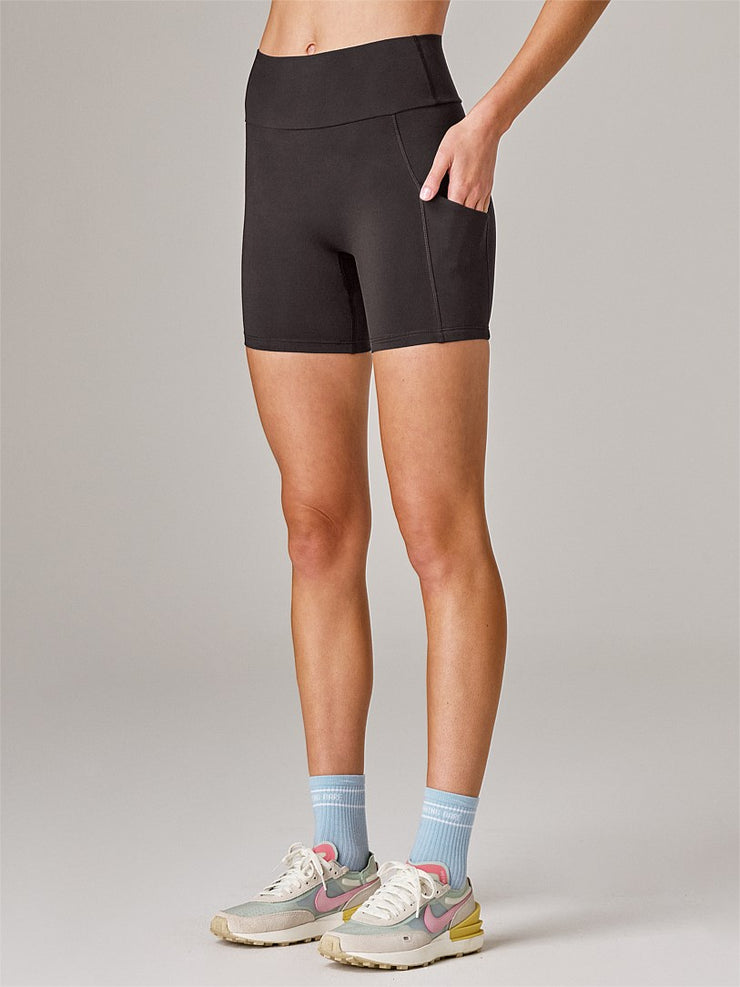 Camelflage Seamless Bike Tight 6" - Black