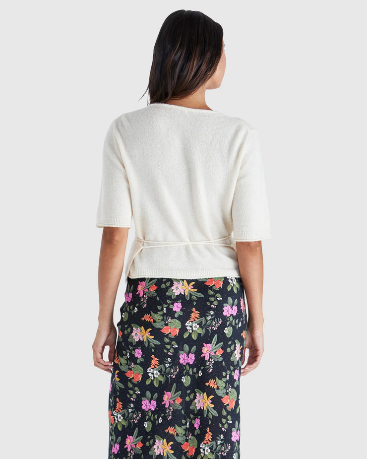 Casey Cardi - Cream