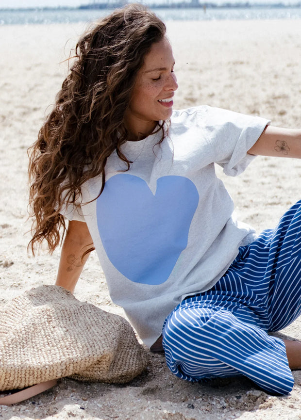 Cornflower Heart Tee - Grey Marle/Cornflower