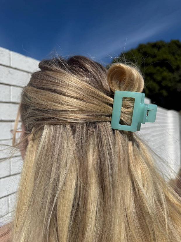 Goldn. Dash Hair Clip Small - Mint