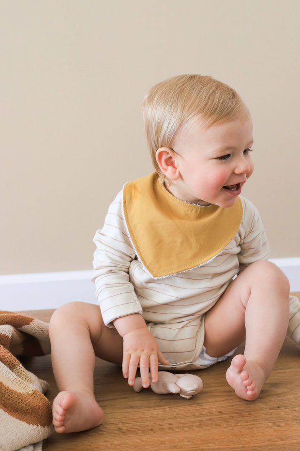 KiiN - Dribble Bib - Golden Tan