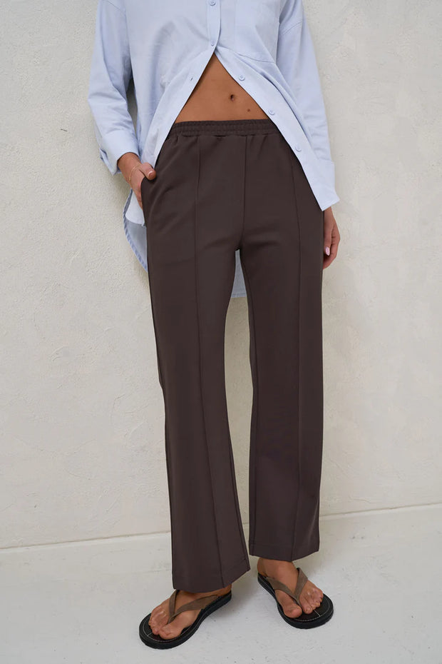 High Road Cropped Pant - Chocolate