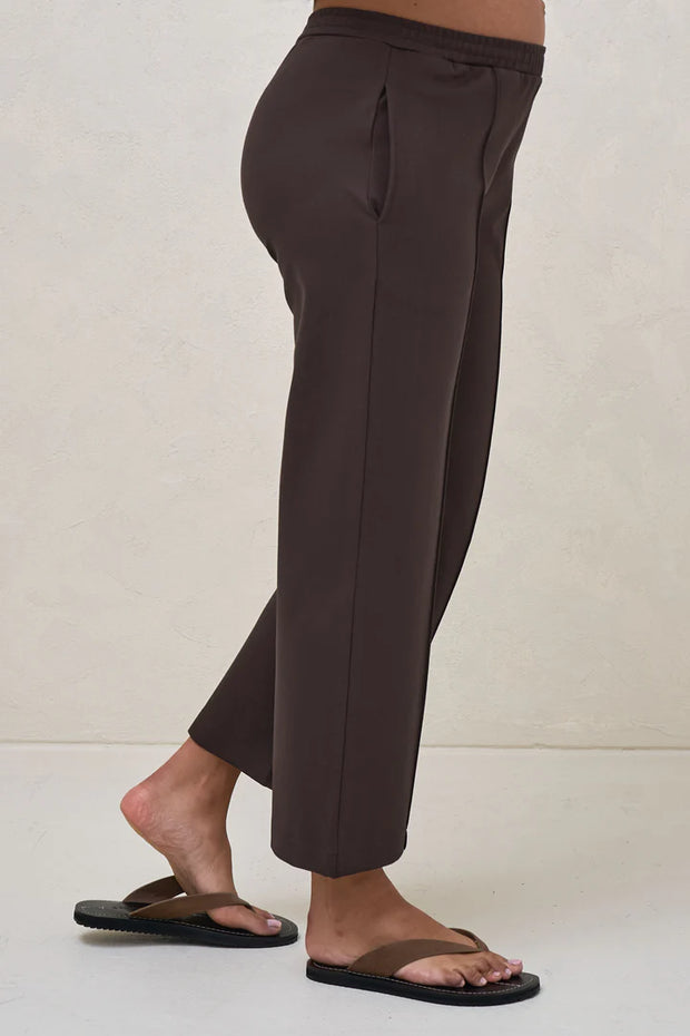 High Road Cropped Pant - Chocolate