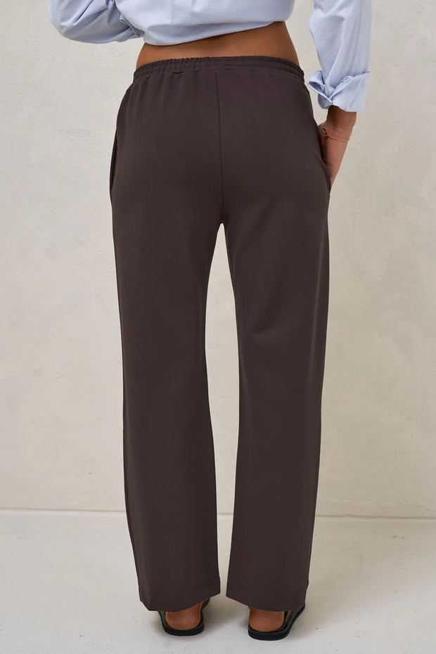 High Road Cropped Pant - Chocolate