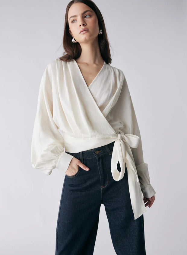Esmaée - Hilton Tie Side Blouse - Ivory