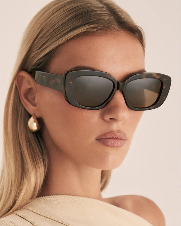 THE ILLIANA Havana-Chocolate Sunglasses