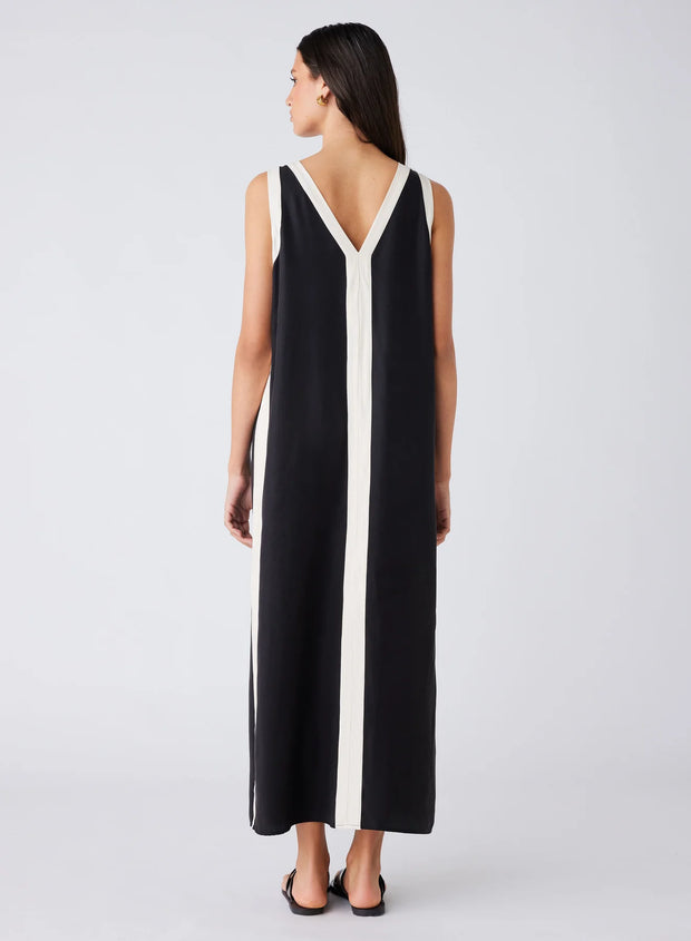 Esmaée - Monochrome Dress