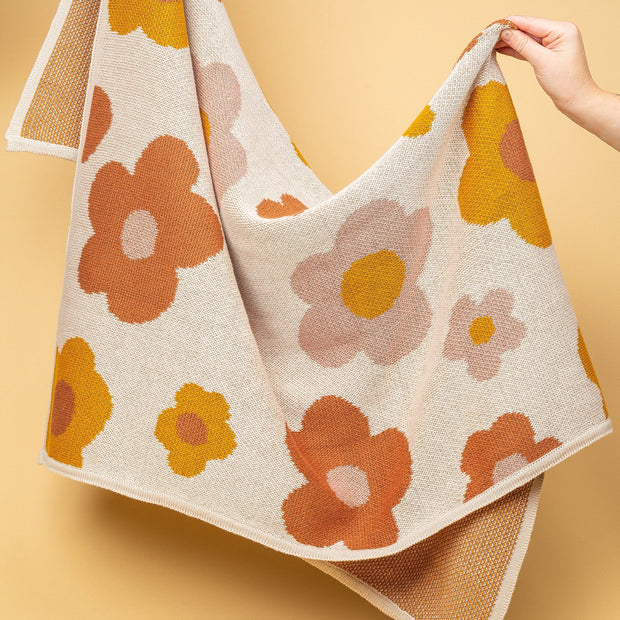 KiiN - Organic Cotton Knitted Blanket - Bloom