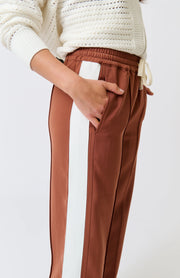 Raina Pant - Rust