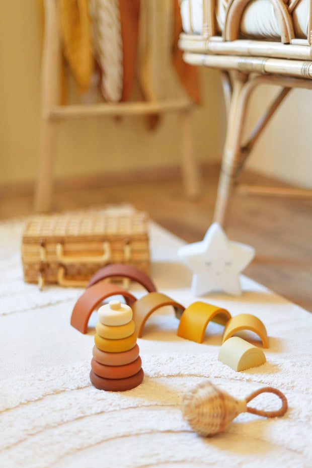 KiiN - Round Stacking Tower Toy