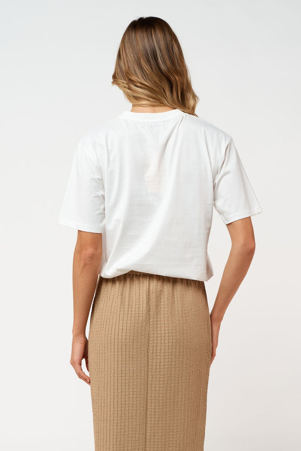 Apéro Script Embroidered Tee - White/Multi (NON BFF)