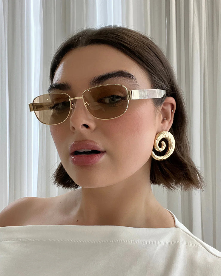 THE ADDISON - Gold Pearl Tort-Beige Sunglasses