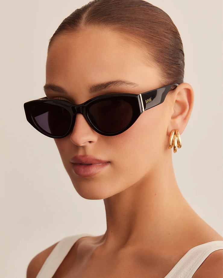 THE ALBA Black-Black Sunglasses