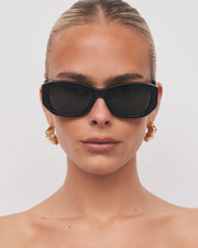 THE DIAZ - Black-Black Sunglasses