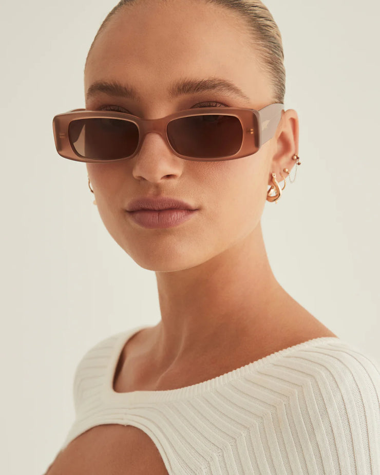 THE KYLIE Amber-Amber Fade Sunglasses