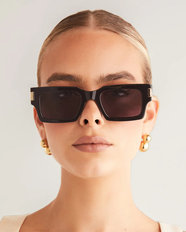 THE SARA Black Jet Sunglasses