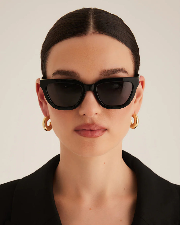 THE SCARLETTE - Black-Black Sunglasses