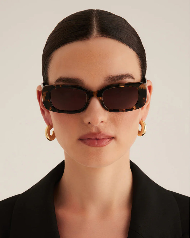 THE TASH Toffee Tort Black-Pecan Sunglasses