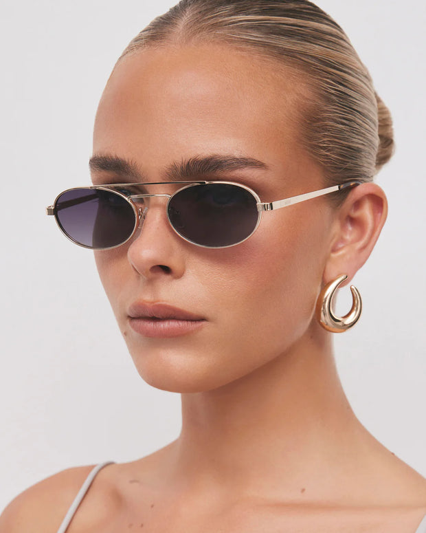 THE WINNIE - Gold Smoke-Fade Sunglasses
