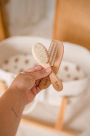 KiiN - Wooden Baby Brush + Comb Set