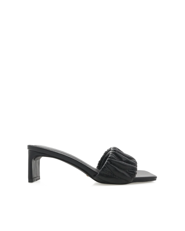 YOLENE Heels - Black