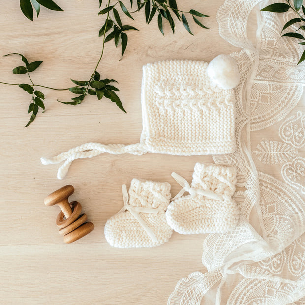 Merino Wool Bonnet & Booties Set - Ivory